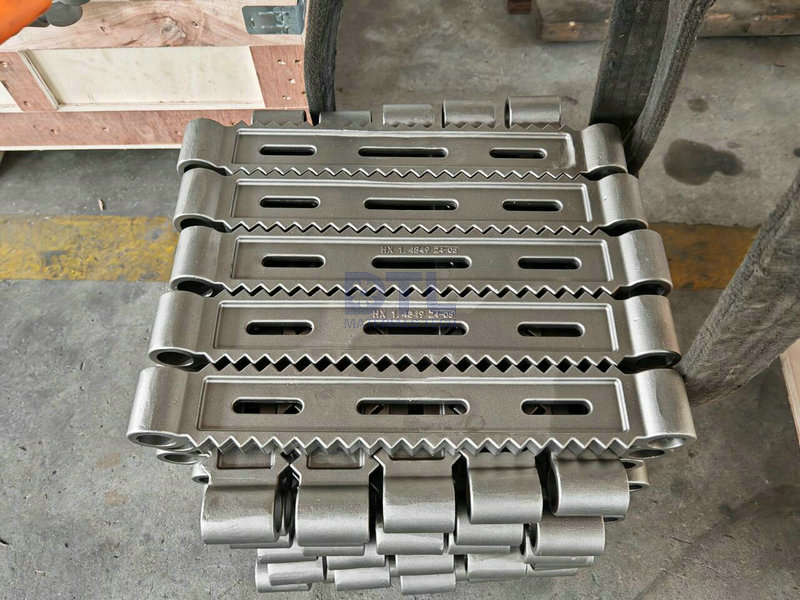 Charging Fixtures Assembled with Base Tray, Cross Beams