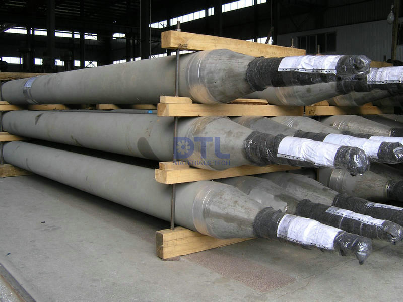 6 Centrifugal cast rollers for normalizing furnace
