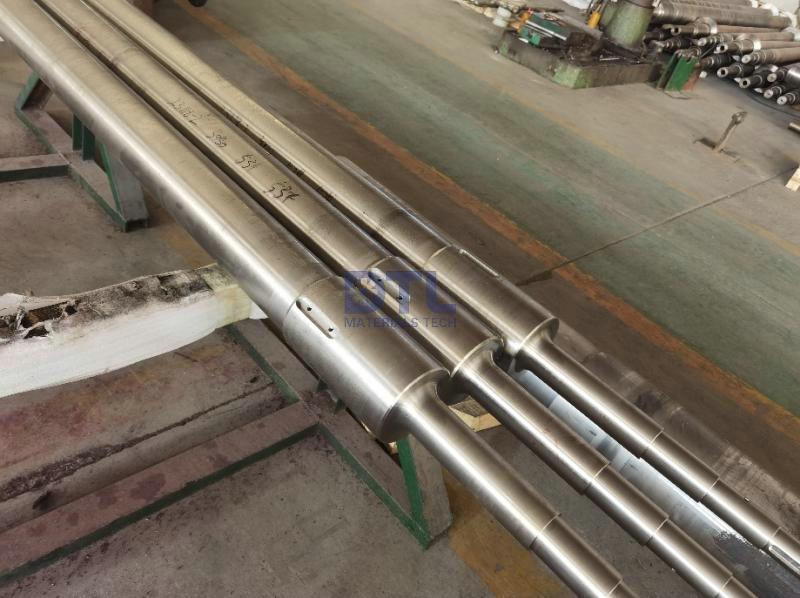 Carbon sleeve roller 