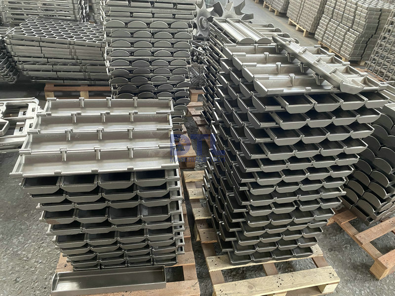 19.2 Investment cast tungsten furnace boats _1