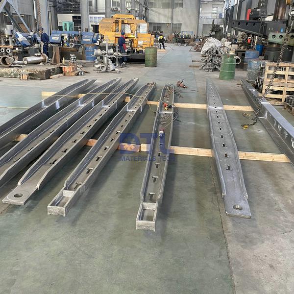 Cast Tube Supports ASTM A351 HK40 High Alloy Casting ChristmasTree 