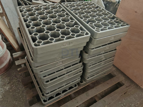 Cast Trays for heat treatment furnace 1.jpg
