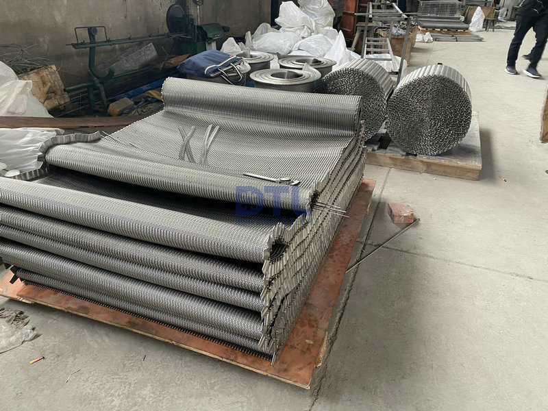 18.3 heat treatment Furnace Wire Mesh Conveyor Belt_1