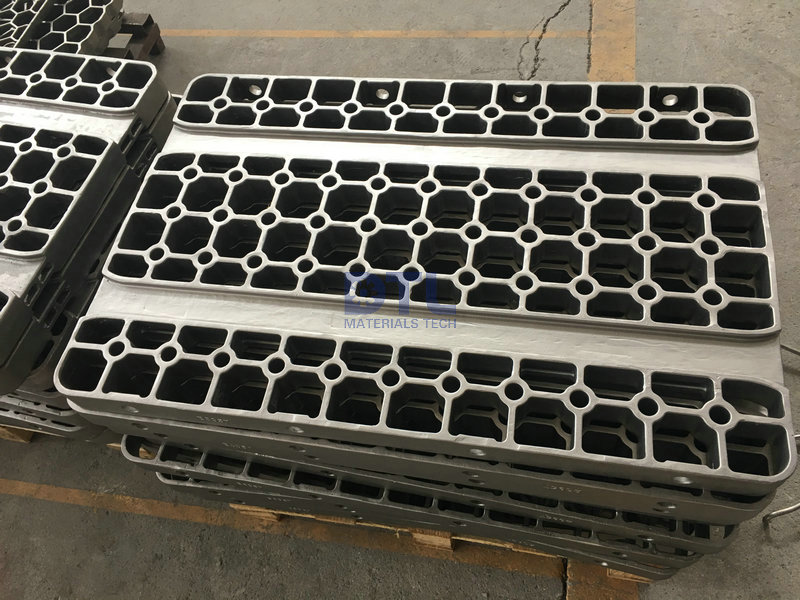 1 Cast alloy steel trays _1_1