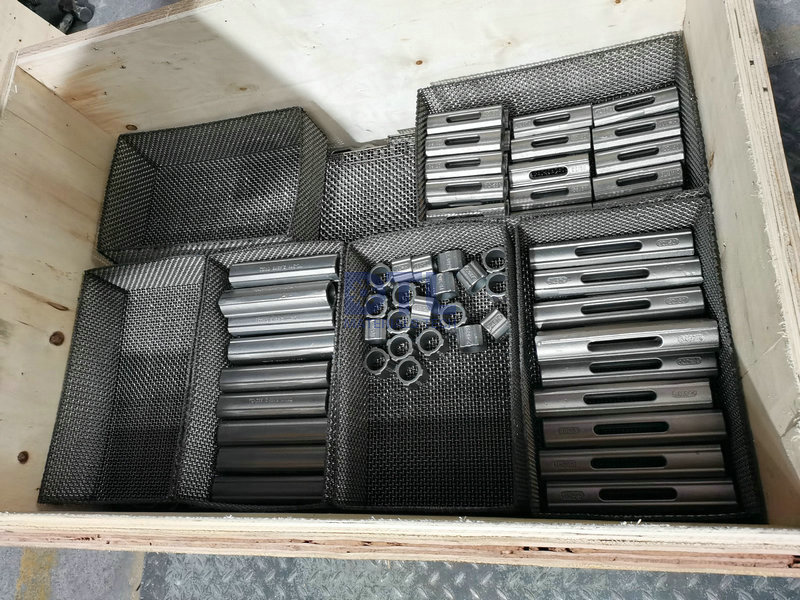 17 wire mesh liner for basket_1