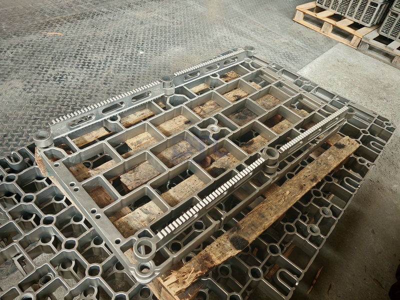 Tray, Carrier Bar by Precision Casting