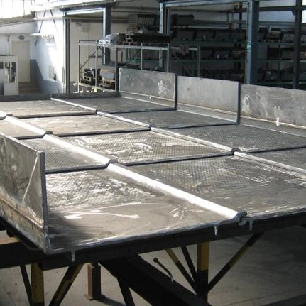 Cast Plates for Hot Sinter Vibrating Screens