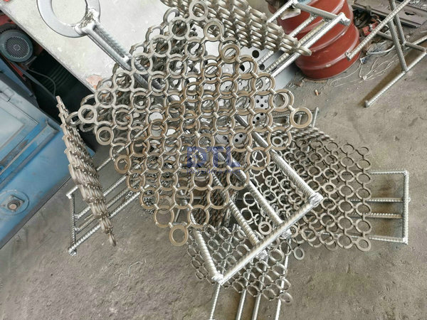 intermediate grid 12