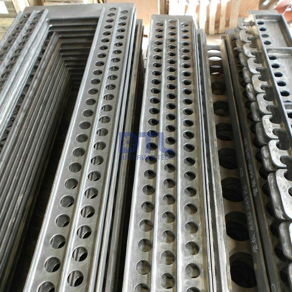 Tube Supports for Steam Superheater