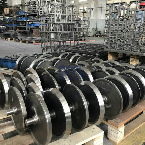 Cast roller rails for heat treatment furnace