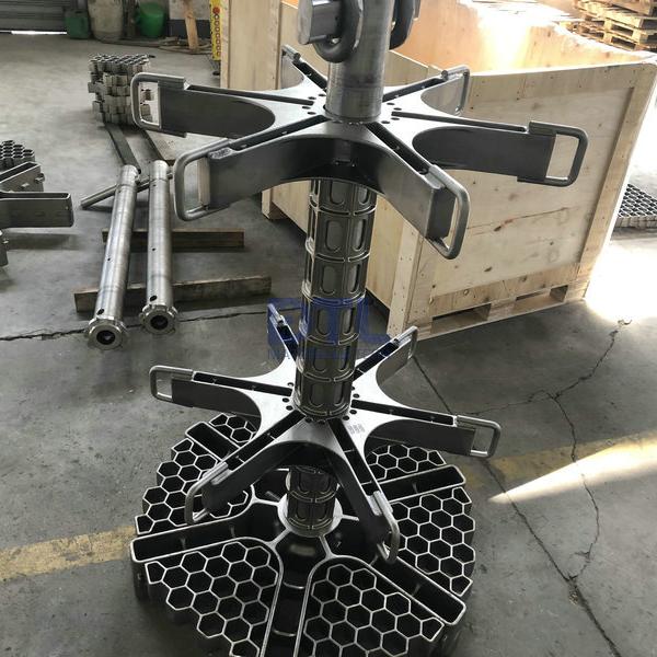Lift fixture for pit furnace φ1800mm