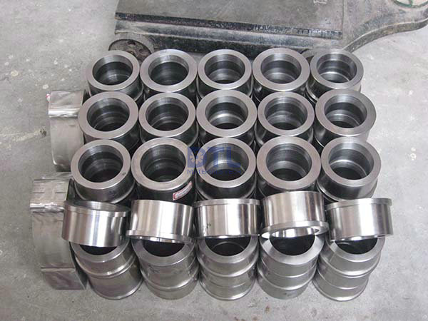 4 Bushes and sleeves for sink rollers