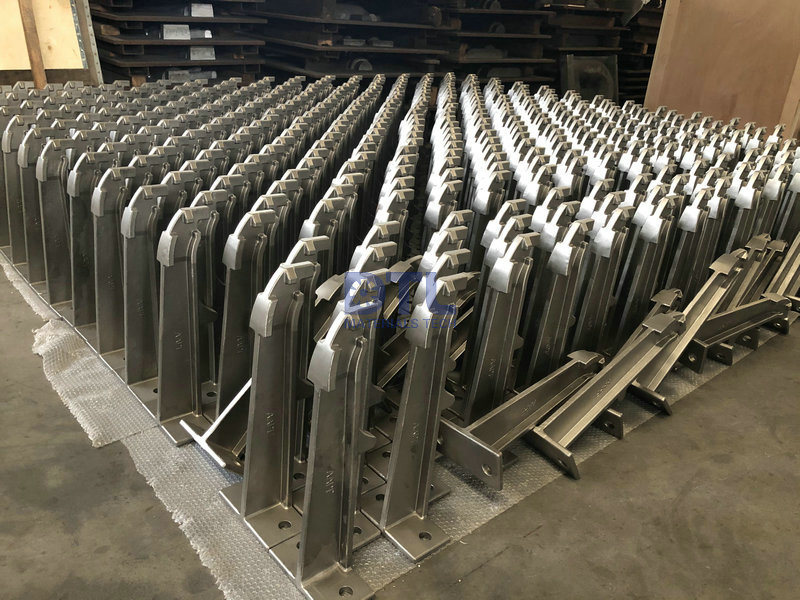 8 Convection section coil tube guide 
