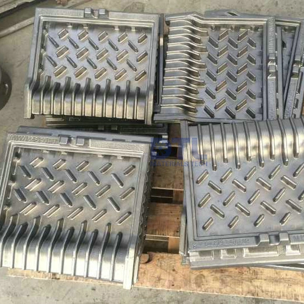 wear resistant side plate casting
