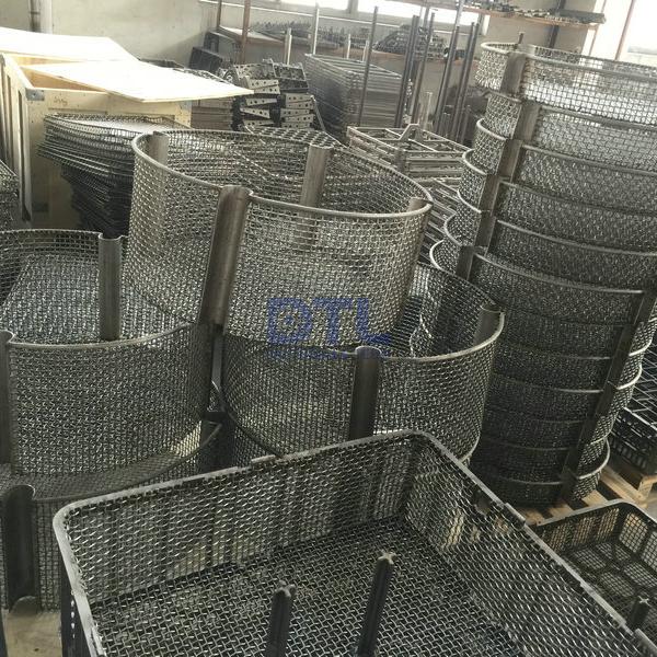 mesh baskets welded