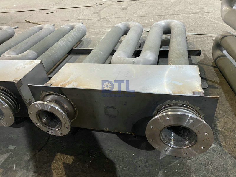 13.2 Furnace heat radiant tube with flanges and plates 