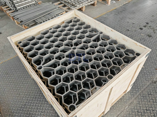Intermediate Grate and Cast Post 3