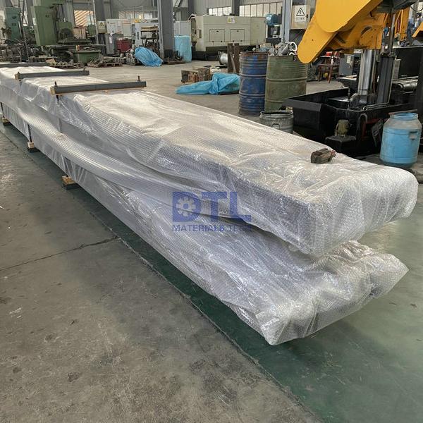 Cast Tube Supports ASTM A351 HK40 High Alloy Casting ChristmasTree 