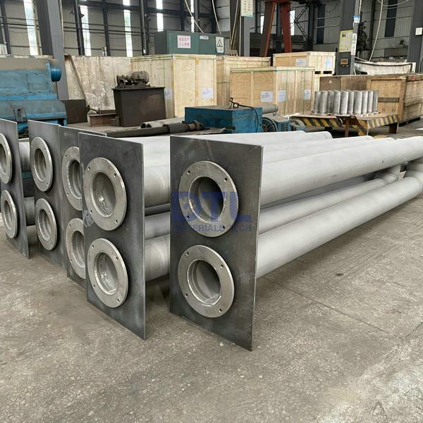 Weld fabricated radiant tubes 