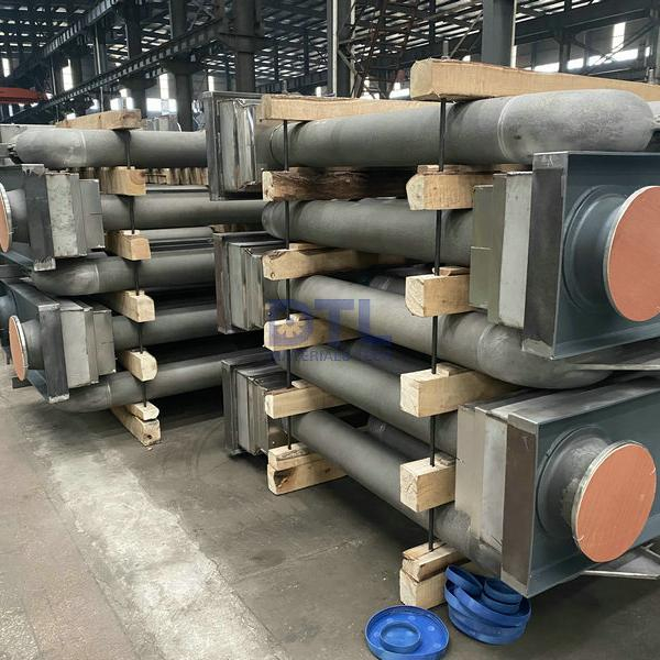 Spun cast radiant tubes W type