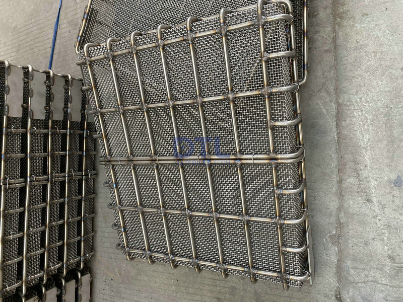 16 mesh baskets welded