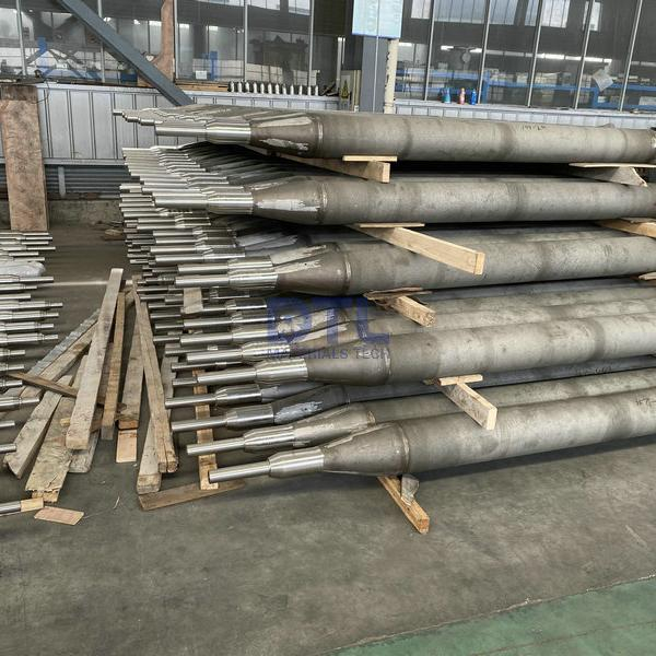 Spun cast rolls for plate heating furnace