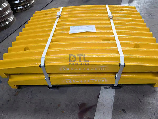 4 abrasion resistant jaw crusher casting