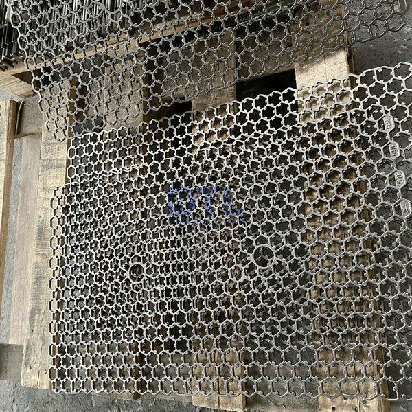 Investment cast alloy steel grids