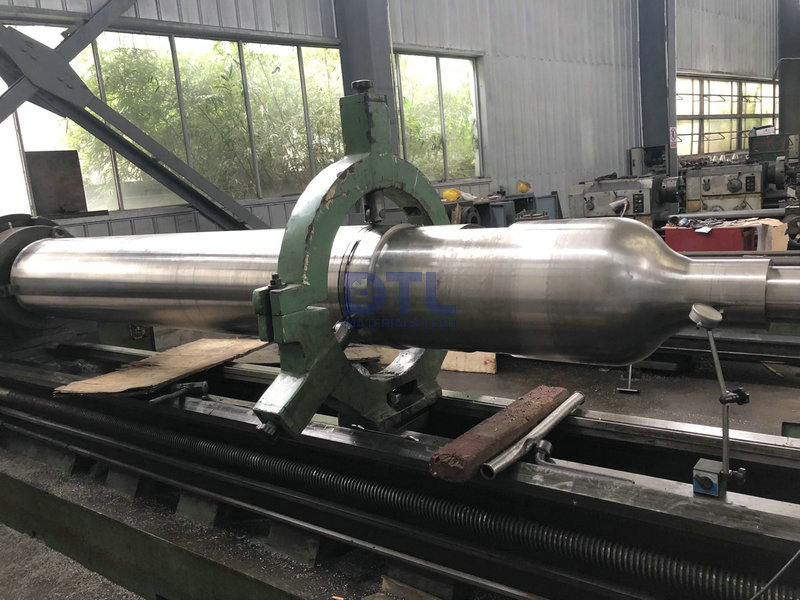 7.4 Cast rotary retort under machining_1