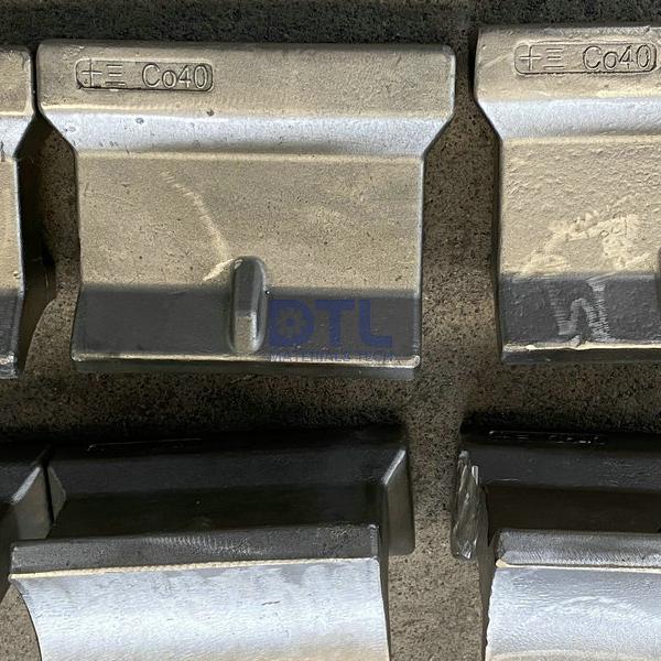 Skid riders for push type furnaces