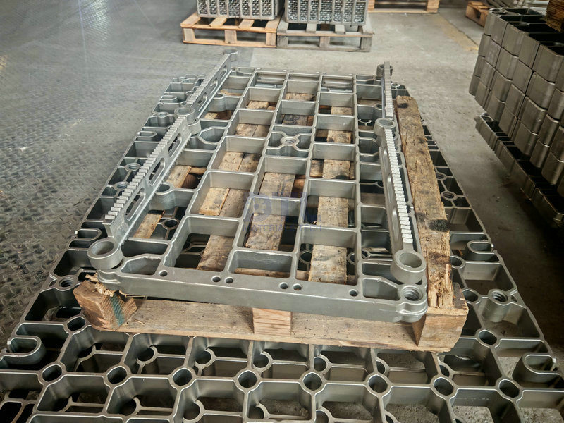 Tray, Carrier bar by Precision Casting -2