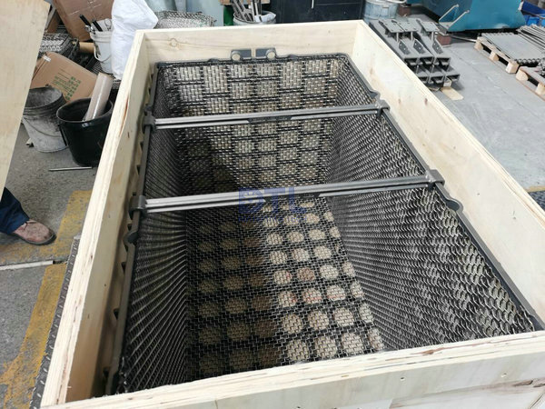 cast basket packed 1