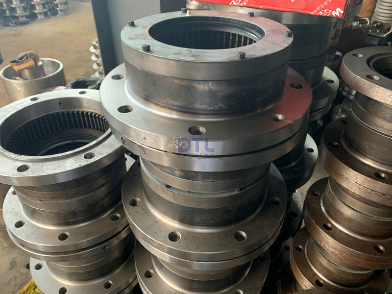 Centrifugal cast tubes for coupling