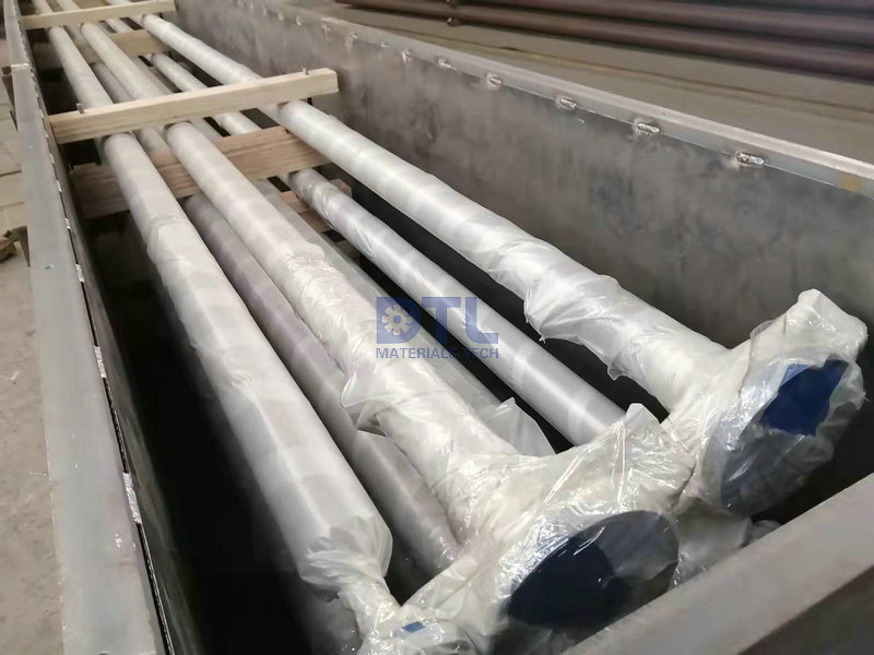 3 Catalyst tubes packed