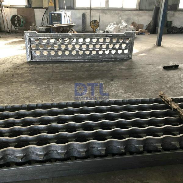 Convection Cast Tube Supports Radiant Cast Tube Support 