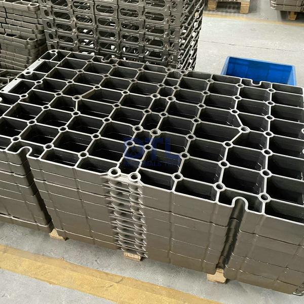Investment cast alloy basket