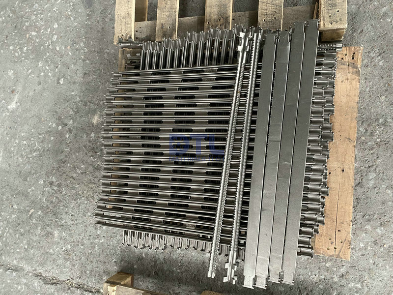 8.4 Investment cast cross rods_1