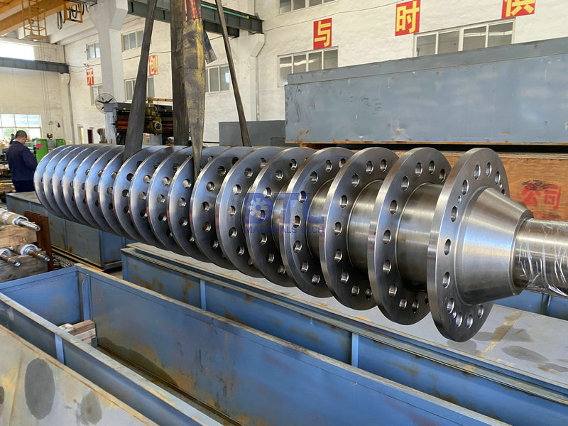 2 Deburrer Axle Furnace Roll loading