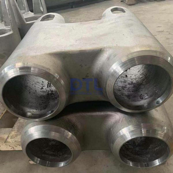 Plug Header Mule Ear Return Bend