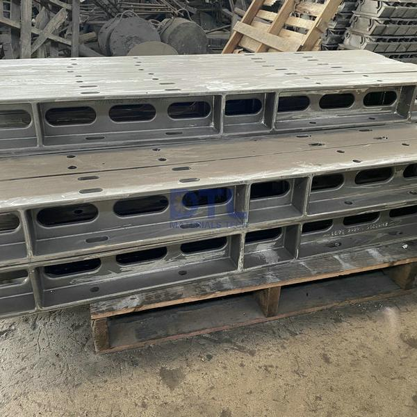 Investment cast furnace supports