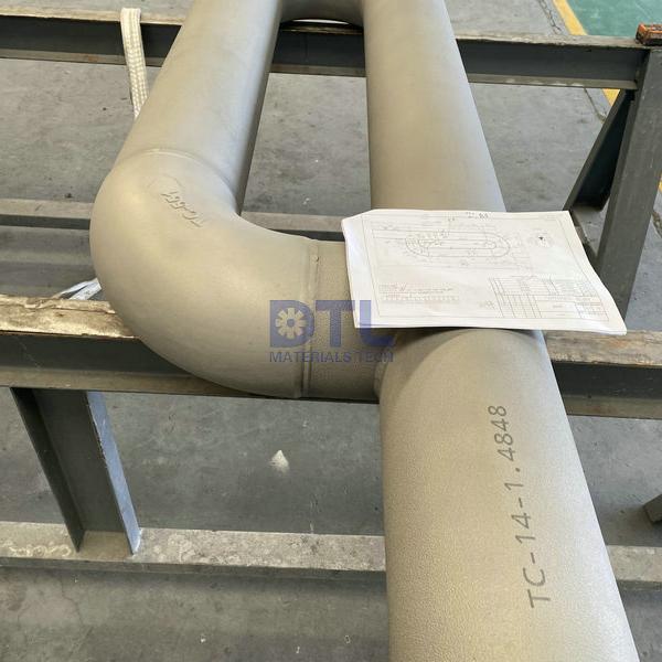 Straight radiant tube heater
