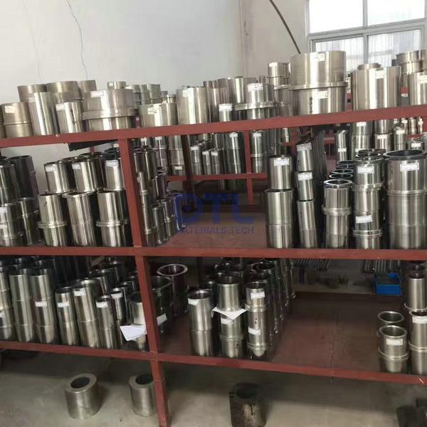 Centrifugal cast bushes heat resistant alloy