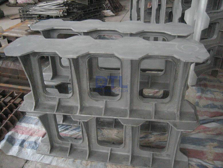 13.6 Furnace job pedestals castings 