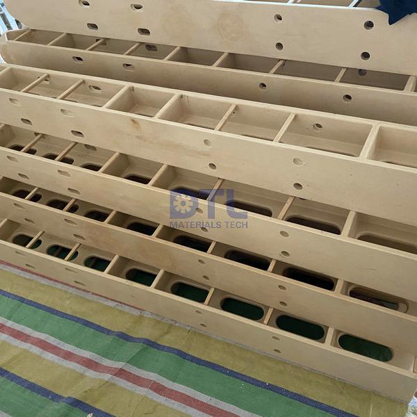 Charge support castings for furnace