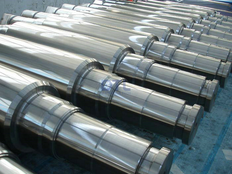 Forged Intermediate Roll